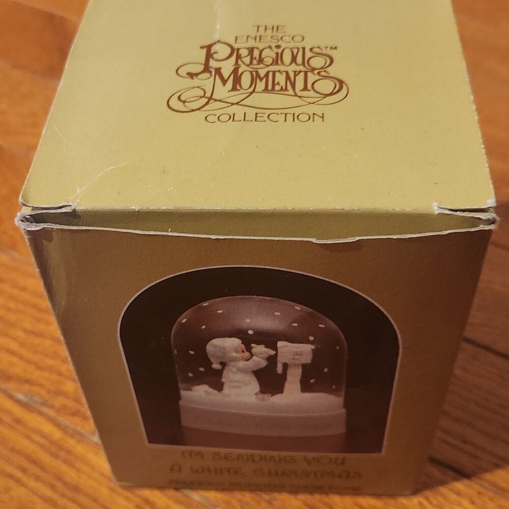 1986 Precious Moments - I'm Sending You A White Christmas snow dome